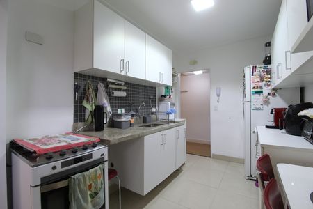 Apartamento à venda com 60m², 2 quartos e 1 vagaCozinha e Área de Serviço