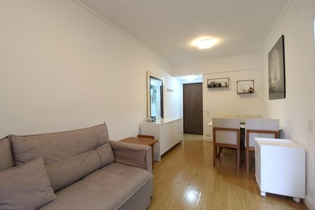 Sala de apartamento para alugar com 2 quartos, 60m² em Indianópolis, São Paulo