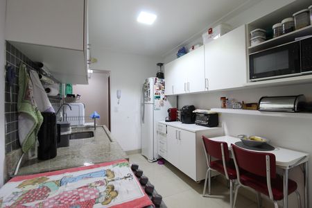 Apartamento à venda com 60m², 2 quartos e 1 vagaCozinha e Área de Serviço
