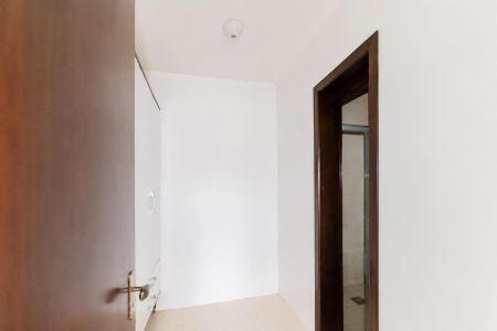 Casa à venda com 240m², 4 quartos e 3 vagas Casa à venda com 240m², 4 quartos e 3 vagasCloset da suíte