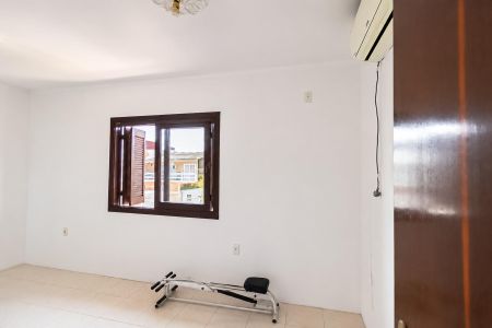 Casa à venda com 240m², 4 quartos e 3 vagas Casa à venda com 240m², 4 quartos e 3 vagasQuarto 3 - Suíte