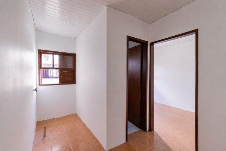 Casa à venda com 240m², 4 quartos e 3 vagas Casa à venda com 240m², 4 quartos e 3 vagasEdícula(Fundos)SALA/COZINHA