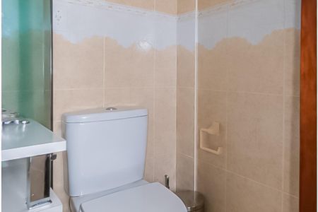 Casa à venda com 240m², 4 quartos e 3 vagas Casa à venda com 240m², 4 quartos e 3 vagasBanheiro da Suíte