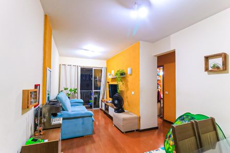 Apartamento para alugar com 60m², 2 quartos e 1 vaga Apartamento para alugar com 60m², 2 quartos e 1 vagaSala