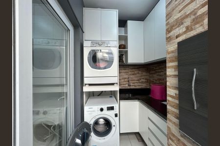 Casa à venda com 120m², 3 quartos e 1 vagaÁrea de Serviço