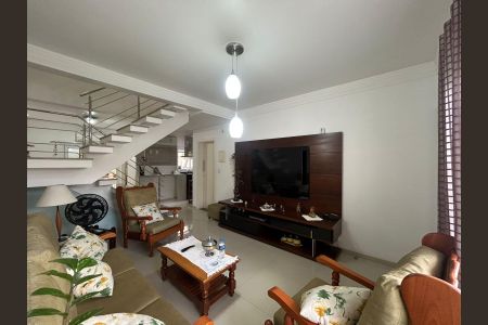 Casa à venda com 120m², 3 quartos e 1 vagaSala