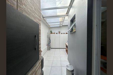 Casa à venda com 120m², 3 quartos e 1 vagaÁrea de Serviço