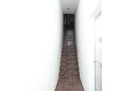 Casa para alugar com 30m², 1 quarto e sem vagaEscadas