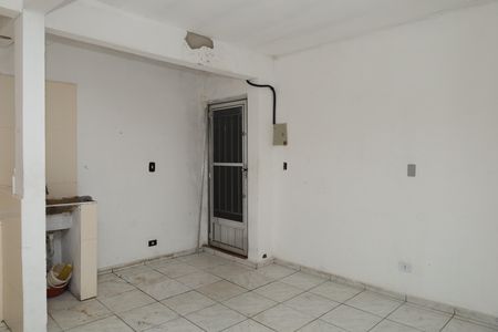 Casa para alugar com 30m², 1 quarto e sem vagaÁrea de Serviço