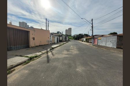Casa à venda com 48m², 2 quartos e 3 vagasFoto 27