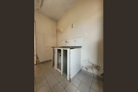 Casa à venda com 48m², 2 quartos e 3 vagasFoto 09