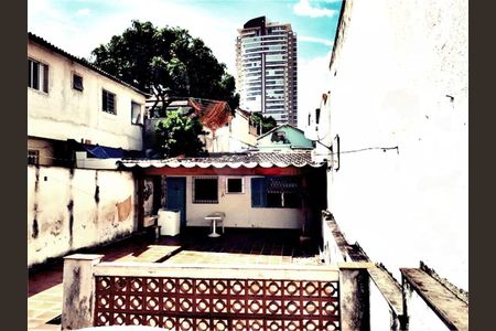 Casa à venda com 209m², 3 quartos e 6 vagas