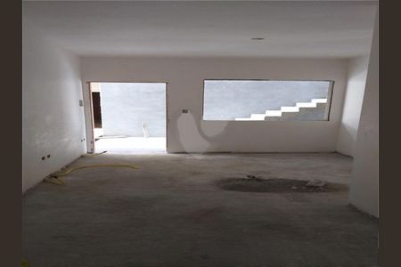 Casa à venda com 44m², 2 quartos e sem vaga