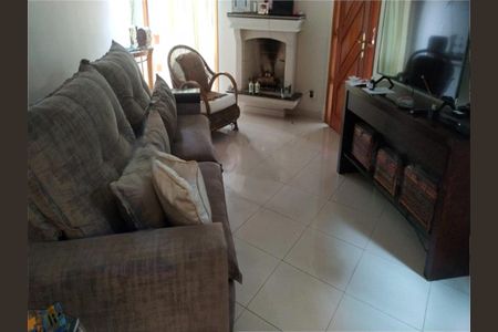 Casa à venda com 3 quartos, 180m² em Jardim Leonor Mendes de Barros, São Paulo