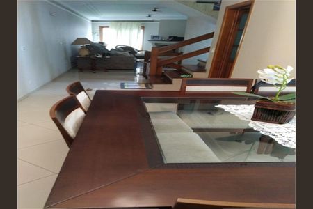 Casa à venda com 3 quartos, 180m² em Jardim Leonor Mendes de Barros, São Paulo