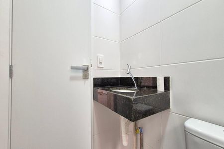 Apartamento para alugar com 64m², 3 quartos e 1 vagaBanheiro