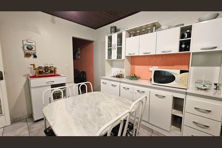 Casa à venda com 132m², 3 quartos e 2 vagas
