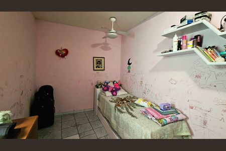 Casa à venda com 132m², 3 quartos e 2 vagas