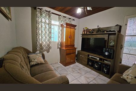 Casa à venda com 132m², 3 quartos e 2 vagas
