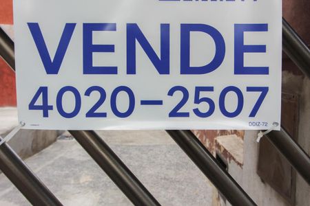 Apartamento à venda com 79m², 2 quartos e 1 vaga Apartamento à venda com 79m², 2 quartos e 1 vagaPlaquinha Instalada
