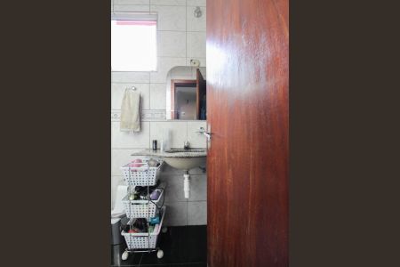 Apartamento à venda com 79m², 2 quartos e 1 vaga Apartamento à venda com 79m², 2 quartos e 1 vagaBanheiro