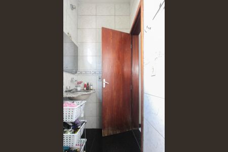 Apartamento à venda com 79m², 2 quartos e 1 vaga Apartamento à venda com 79m², 2 quartos e 1 vagaBanheiro