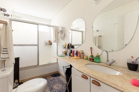 Apartamento para alugar com 98m², 3 quartos e 1 vaga Apartamento para alugar com 98m², 3 quartos e 1 vagaBanheiro da Suíte