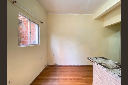 Sala/Cozinha de casa para alugar com 1 quarto, 40m² em Inhaúma, Rio de Janeiro