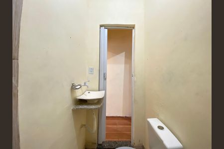 Casa para alugar com 40m², 1 quarto e sem vaga Casa para alugar com 40m², 1 quarto e sem vagaBanheiro
