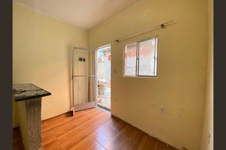 Casa para alugar com 40m², 1 quarto e sem vaga Casa para alugar com 40m², 1 quarto e sem vagaSala/Cozinha