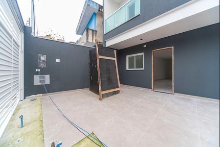 Garagem de casa à venda com 2 quartos, 72m² em Vila Helena, Santo André