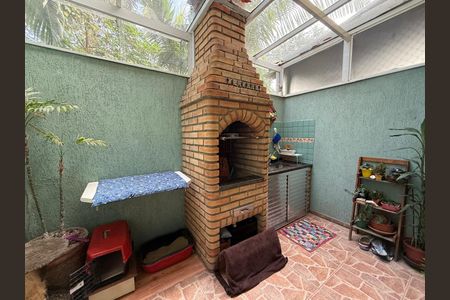 Casa de condomínio à venda com 100m², 2 quartos e 1 vaga Casa de condomínio à venda com 100m², 2 quartos e 1 vagaChurrasqueira