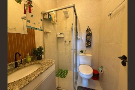 Casa de condomínio à venda com 100m², 2 quartos e 1 vaga Casa de condomínio à venda com 100m², 2 quartos e 1 vagaBanheiro