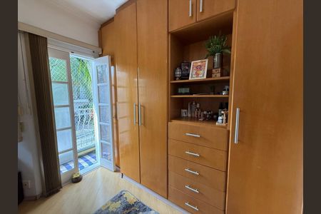 Casa de condomínio à venda com 100m², 2 quartos e 1 vaga Casa de condomínio à venda com 100m², 2 quartos e 1 vagaQuarto