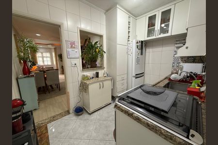 Casa de condomínio à venda com 100m², 2 quartos e 1 vaga Casa de condomínio à venda com 100m², 2 quartos e 1 vagaCozinha