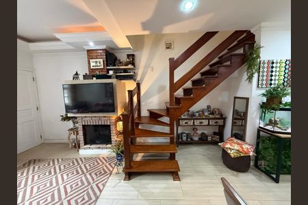 Sala de casa de condomínio à venda com 2 quartos, 100m² em Jardim Leonor Mendes de Barros, São Paulo