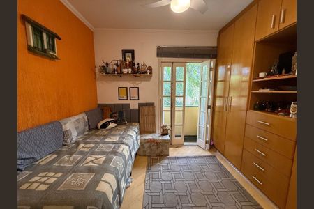 Casa de condomínio à venda com 100m², 2 quartos e 1 vaga Casa de condomínio à venda com 100m², 2 quartos e 1 vagaQuarto