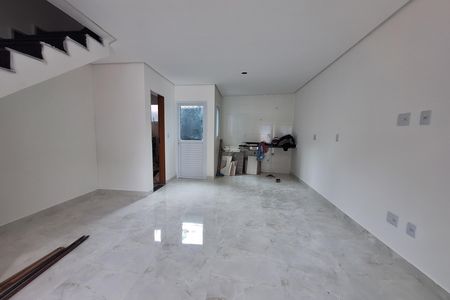 Casa à venda com 2 quartos, 56m² em Vila Helena, Santo André