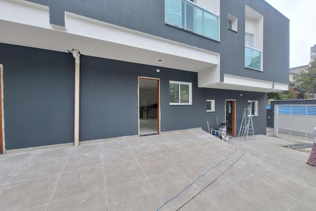 Garagem de casa à venda com 2 quartos, 56m² em Vila Helena, Santo André