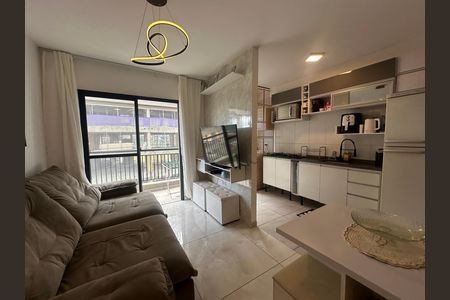 Apartamento à venda com 57m², 2 quartos e 1 vaga Apartamento à venda com 57m², 2 quartos e 1 vagaSala