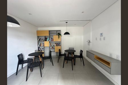 Apartamento à venda com 57m², 2 quartos e 1 vaga Apartamento à venda com 57m², 2 quartos e 1 vagaÁrea comum