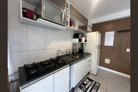 Apartamento à venda com 57m², 2 quartos e 1 vaga Apartamento à venda com 57m², 2 quartos e 1 vagaCozinha