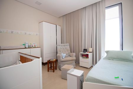 Casa de condomínio para alugar com 330m², 3 quartos e 4 vagas Casa de condomínio para alugar com 330m², 3 quartos e 4 vagasSuíte 2