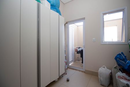 Casa de condomínio para alugar com 330m², 3 quartos e 4 vagas Casa de condomínio para alugar com 330m², 3 quartos e 4 vagasÁrea de Serviço