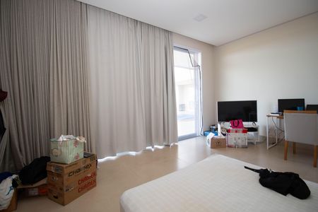 Casa de condomínio para alugar com 330m², 3 quartos e 4 vagas Casa de condomínio para alugar com 330m², 3 quartos e 4 vagasSuíte 3
