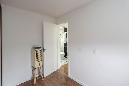 Quarto 1 de apartamento para alugar com 2 quartos, 43m² em Jardim Nossa Senhora do Carmo, São Paulo
