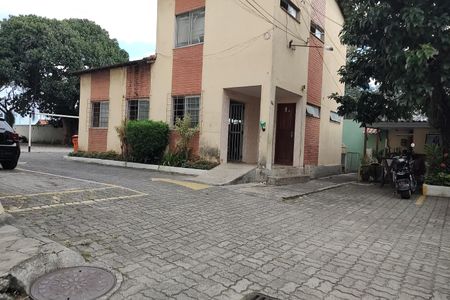 Apartamento à venda com 43m², 2 quartos e 1 vaga Apartamento à venda com 43m², 2 quartos e 1 vagaÁrea comum - Salão de festas