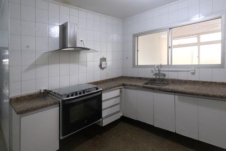 Apartamento para alugar com 230m², 4 quartos e 2 vagasCozinha 