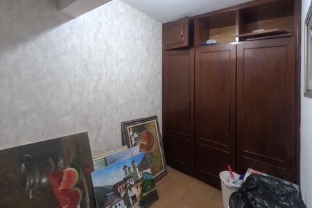 Apartamento para alugar com 230m², 4 quartos e 2 vagasQuarto de Serviço