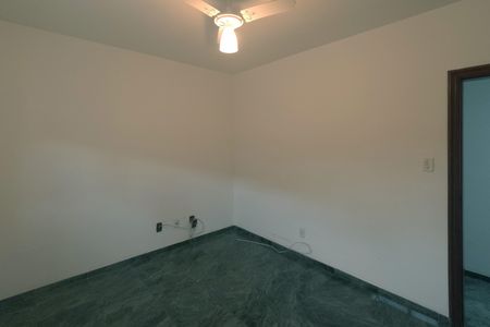 Apartamento para alugar com 230m², 4 quartos e 2 vagasQuarto 2